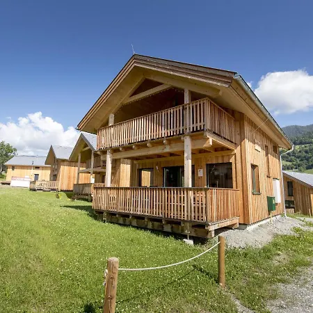Charming Chalet In Sankt Georgen Ob Murau On Slopes בקתה *