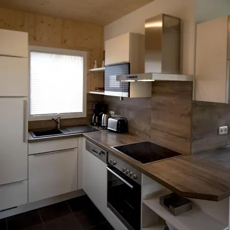Charming Chalet In Sankt Georgen Ob Murau On Slopes בקתה *